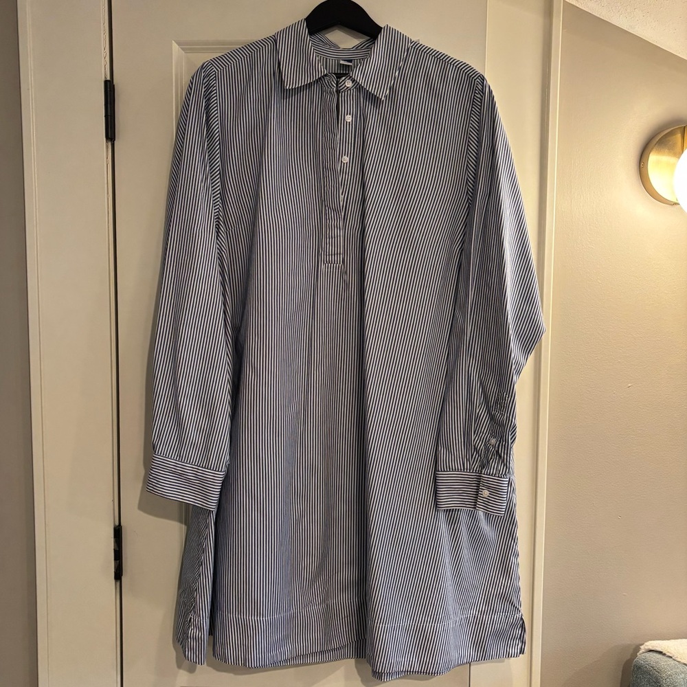 Old Navy long-sleeve mini swing shirtdress